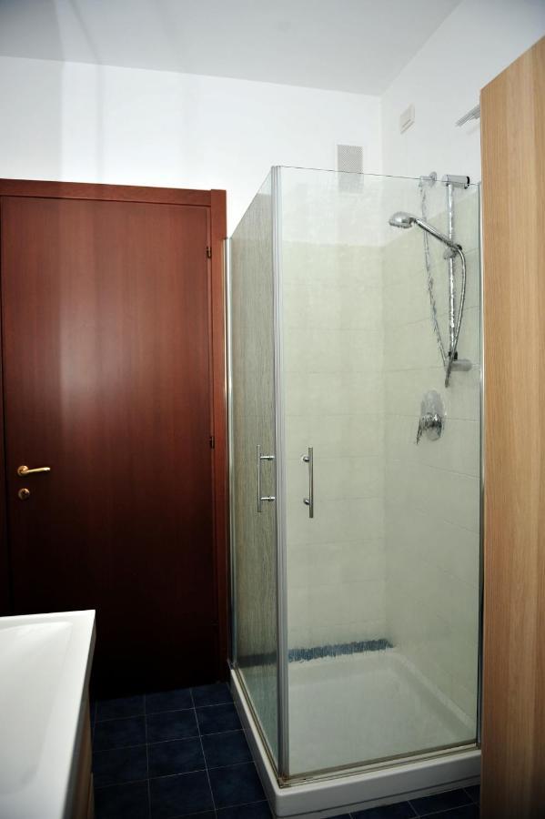 Moderno Trilocale Laura Apartment Dalmine Ngoại thất bức ảnh