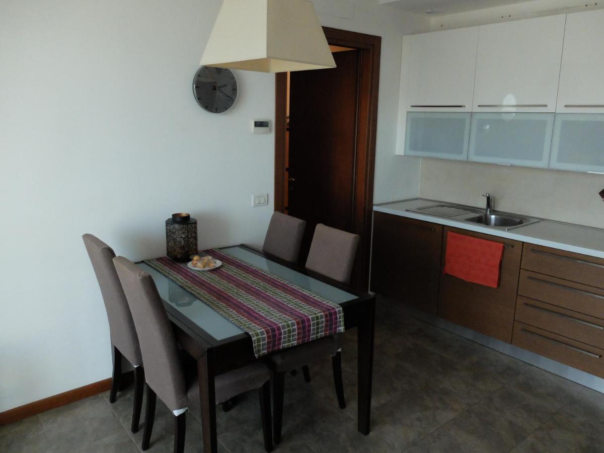 Moderno Trilocale Laura Apartment Dalmine Ngoại thất bức ảnh